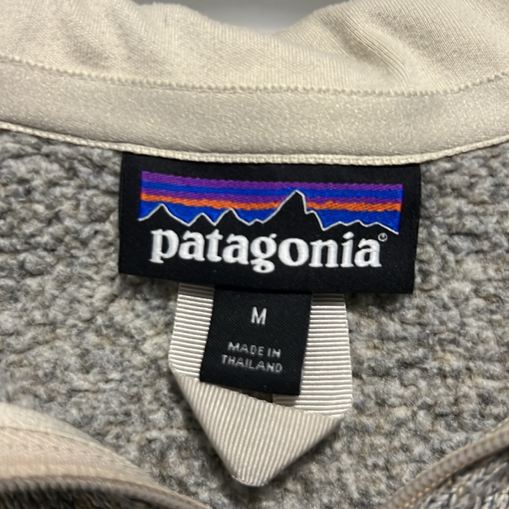 Patagonia 3/4 zip gray Heather w/ beige trim gently worn size S $45 great shape - Picture 2 of 7